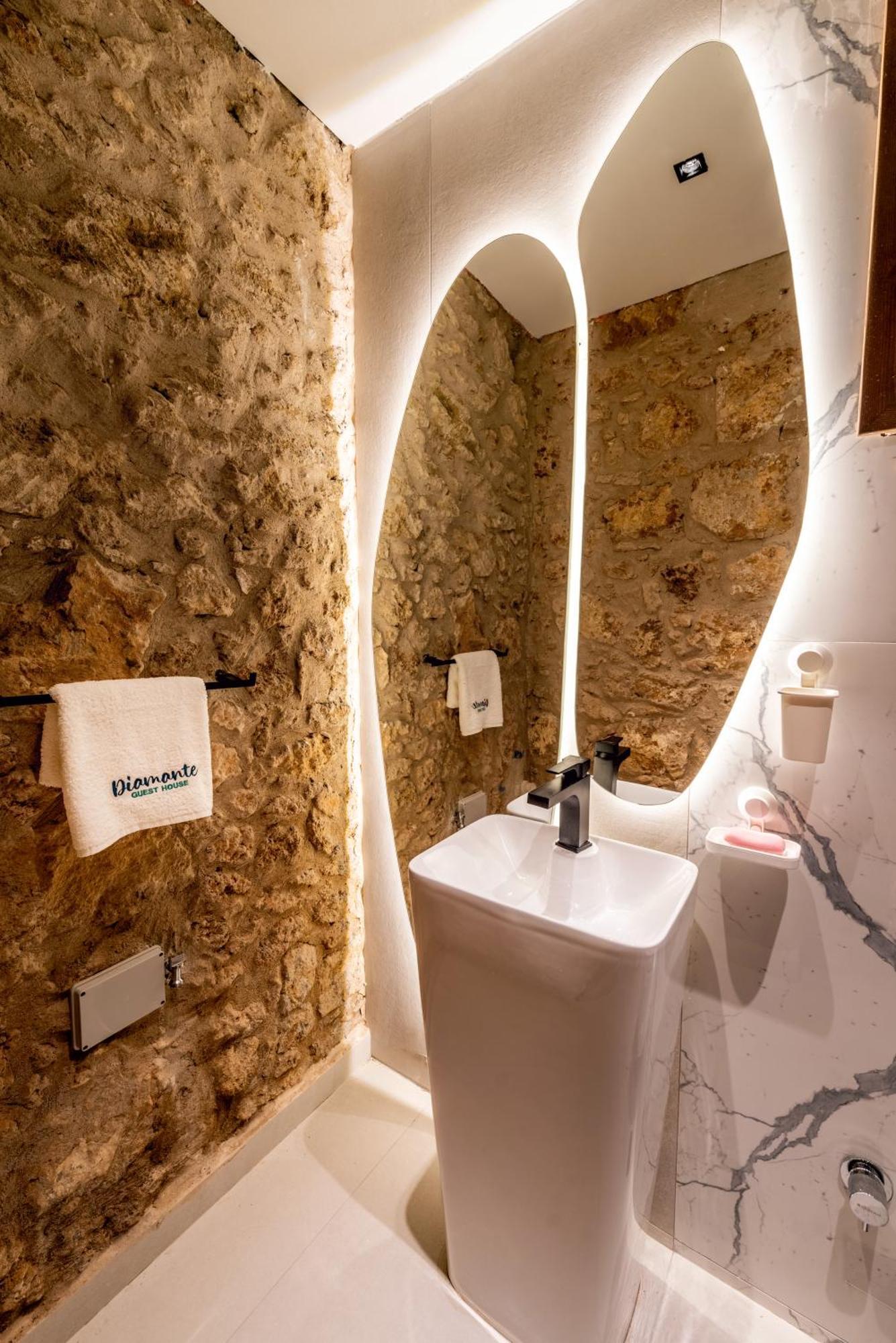Diamante Guest House-Stone Room Famagusta  Esterno foto